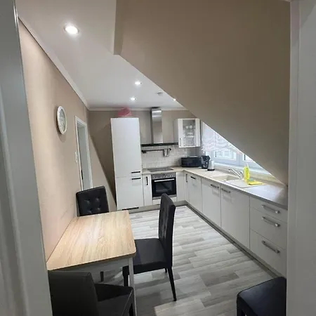 Zentral Gelegenes In Mit W-lan Mg08 * Mönchengladbach