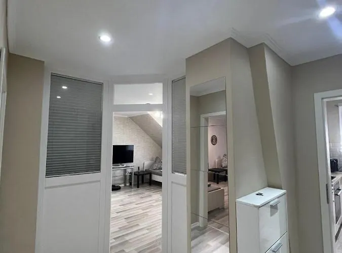 Apartament Zentral Gelegenes In Mit W-lan Mg08 Mönchengladbach